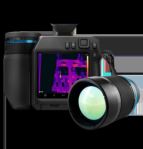 FLIR T840 帶有取景器的高性能紅外熱像儀，適用于戶外檢測